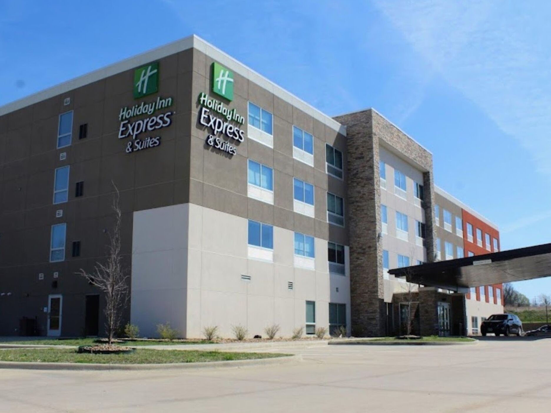 Picture of Holiday Inn Express & Suites Warrensburg North, an IHG Hotel