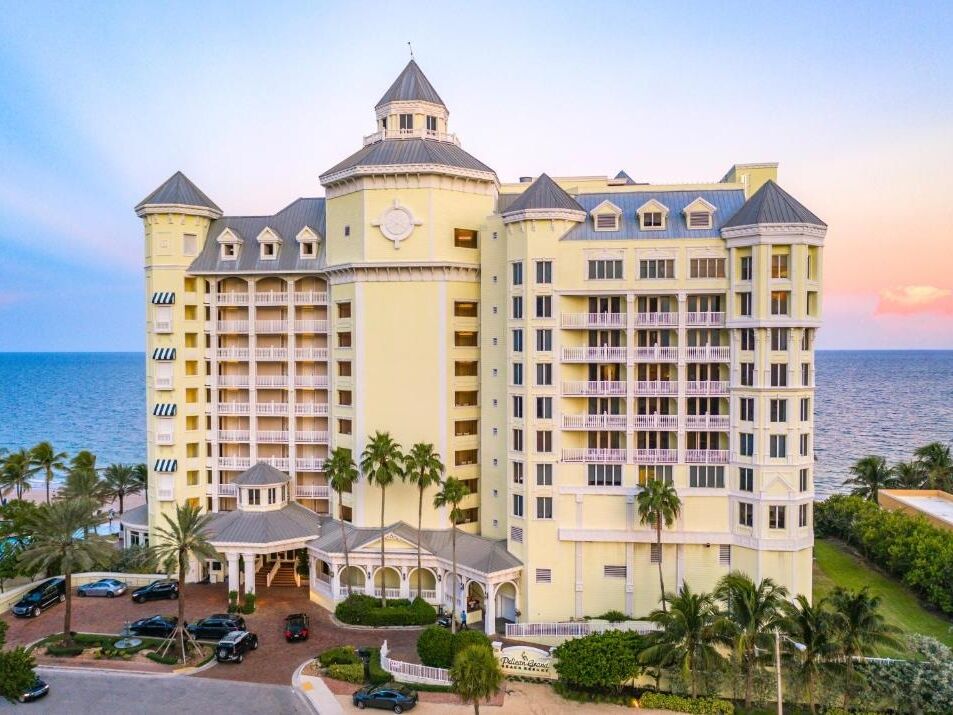 Picture of Pelican Grand Beach Resort