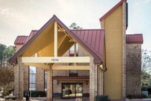 Picture of Comfort Inn & Suites Fuquay Varina