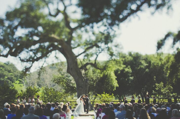 “My favorite moment of the day was reading our personal vows to each other,” the bird essays. “Also, seeing how all of the details of planning for six months came together so perfectly and got accomplished exactly how I wanted.”
