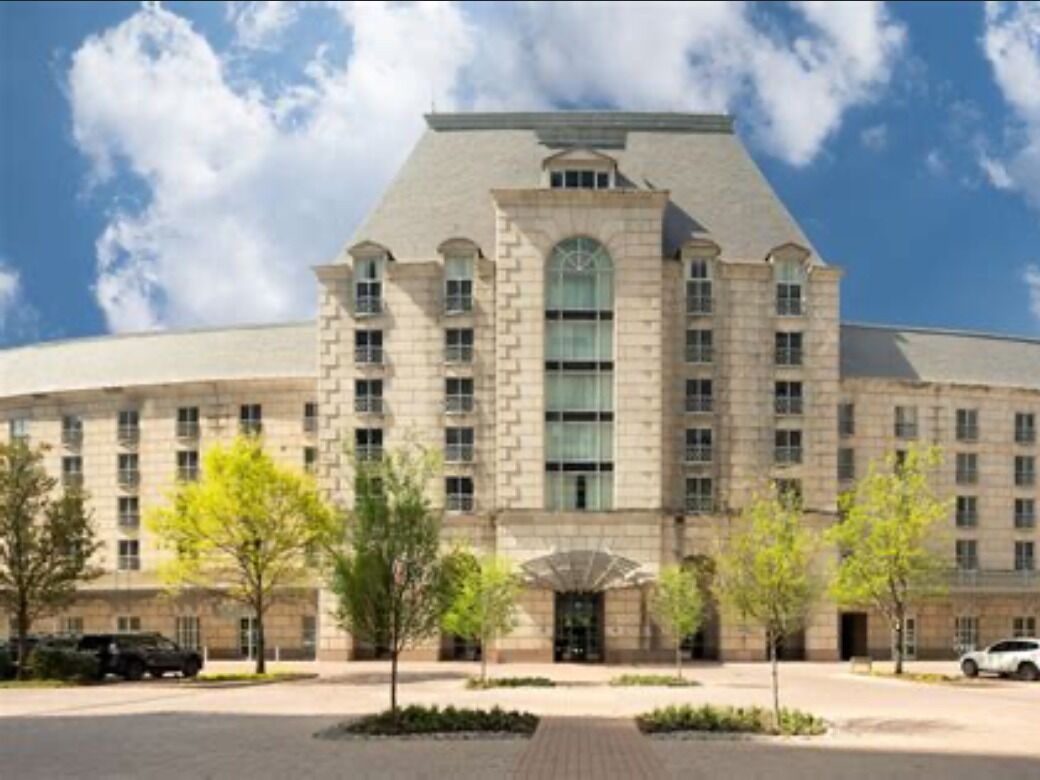 Picture of Hotel Crescent Court
