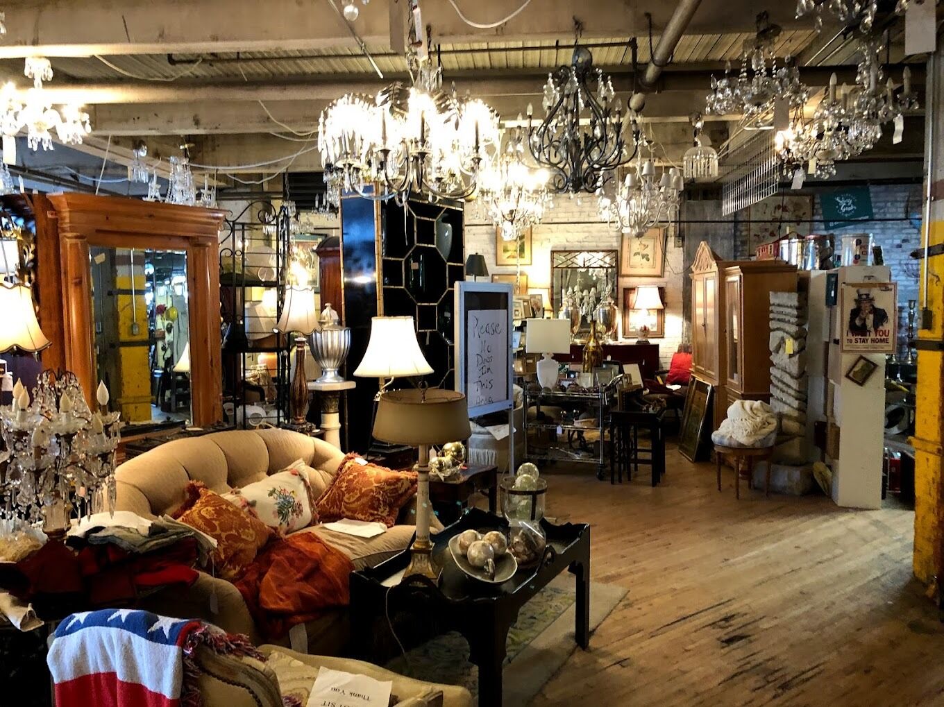 Picture of Midland Arts & Antiques Market