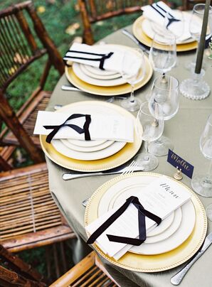 Velvet-Ribbon-Wrapped Dinner Menus
