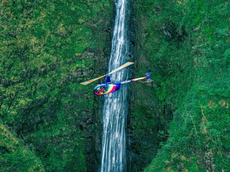 Picture of Isle Sights Unseen - 45 Min Helicopter Tour - Doors Off or On