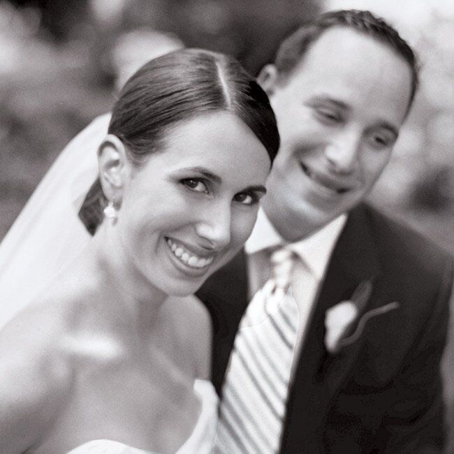 Melissa and Brian first met as undergrads at Union College when her sorority and his fraternity co-sponsored a youth olympiad. “It was one of those in