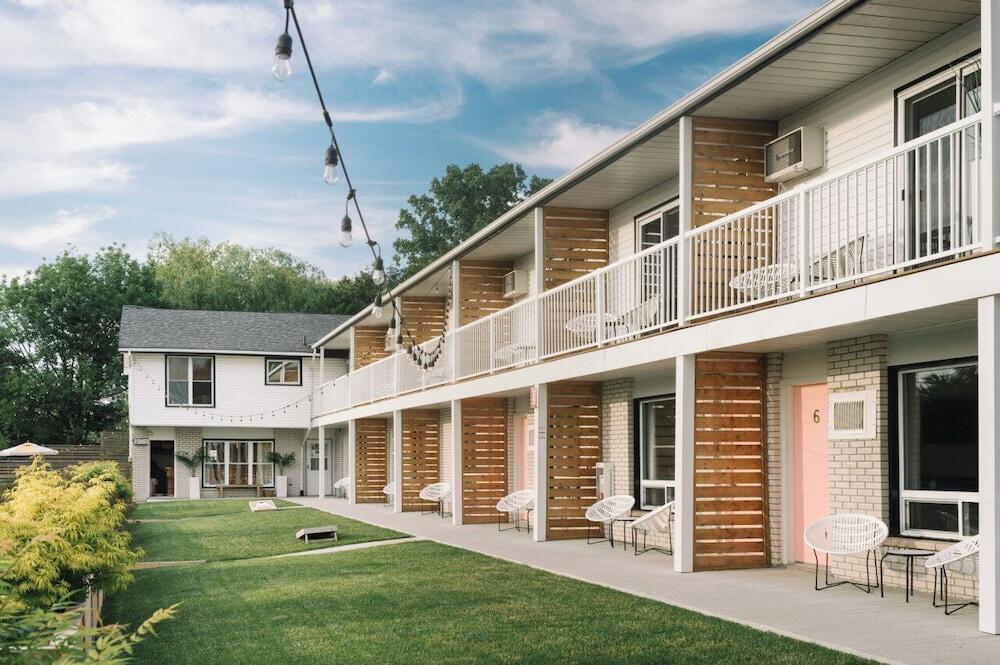 Picture of The June Motel