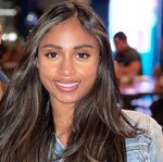 Crystal Pellegrino 