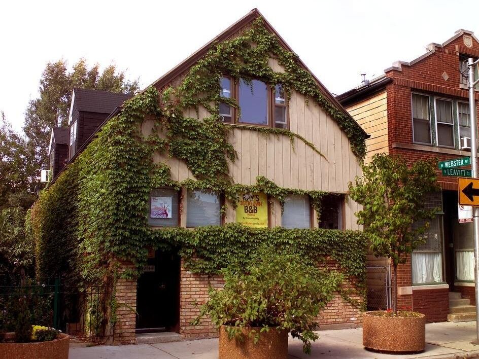Picture of Ray's Bucktown Bed and Breakfast