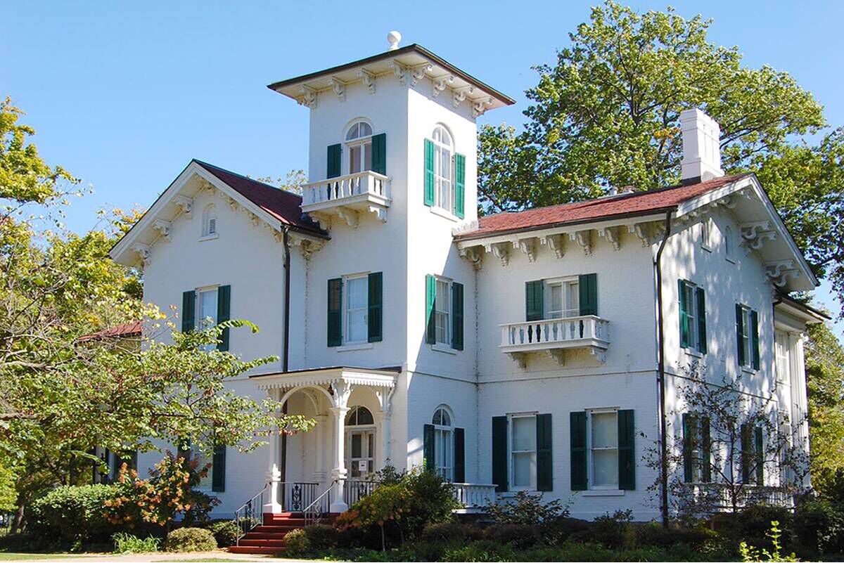 Picture of Dillon Home