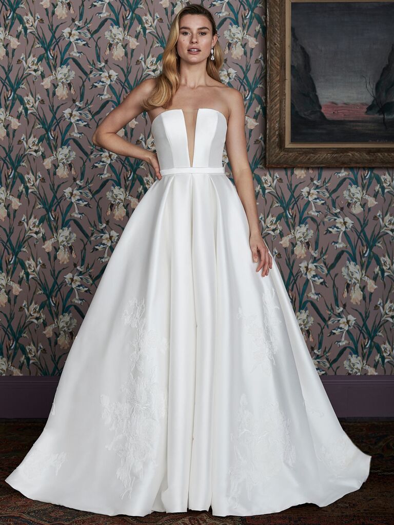 Justin Alexander Signature wedding dress
