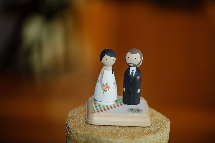 Miniature Bride and Groom Cake Topper