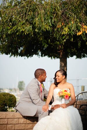 Ivory Trumpet-Style Wedding Dress