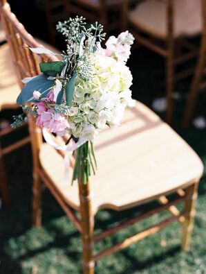 Pastel Hydrangea and Snapdragon Aisle Marker