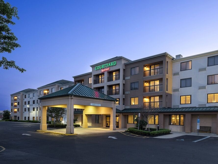 Picture of Option 2: Courtyard by Marriott