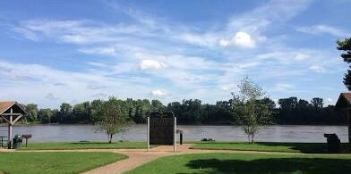 Picture of Riverfront Downtown Washington