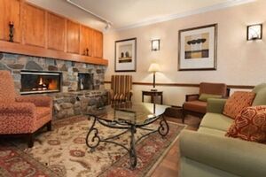 Picture of Country Inn & Suites by Radisson Stevens Point WI