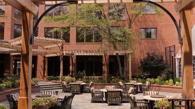 Picture of DoubleTree Suites by Hilton Hotel Charlotte - SouthPark