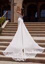 Val Stefani Garnet Mermaid and Trumpet Wedding Dress - thumbnail - 2