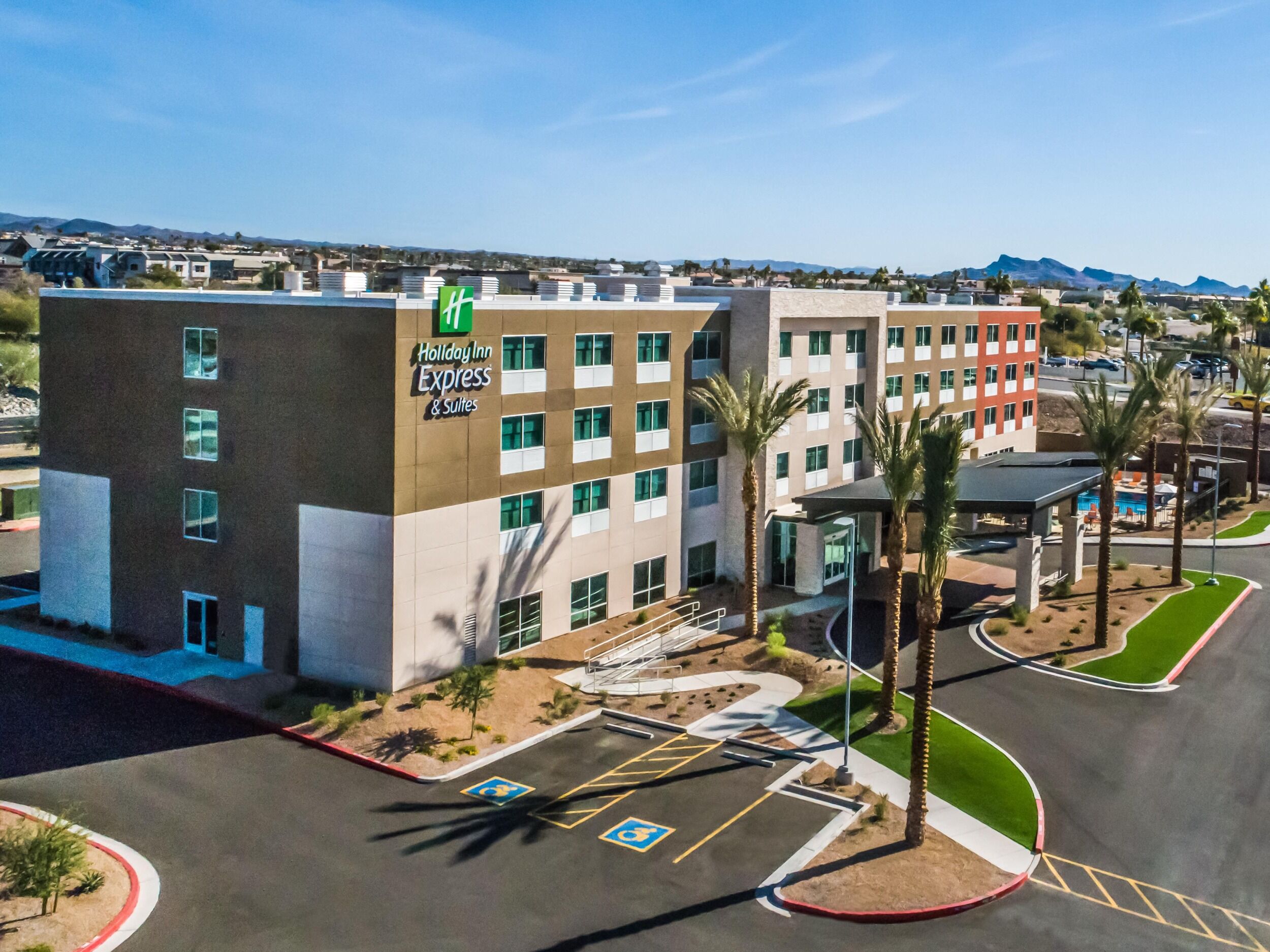 Picture of Holiday Inn Express & Suites Lake Havasu - London Bridge, an IHG Hotel