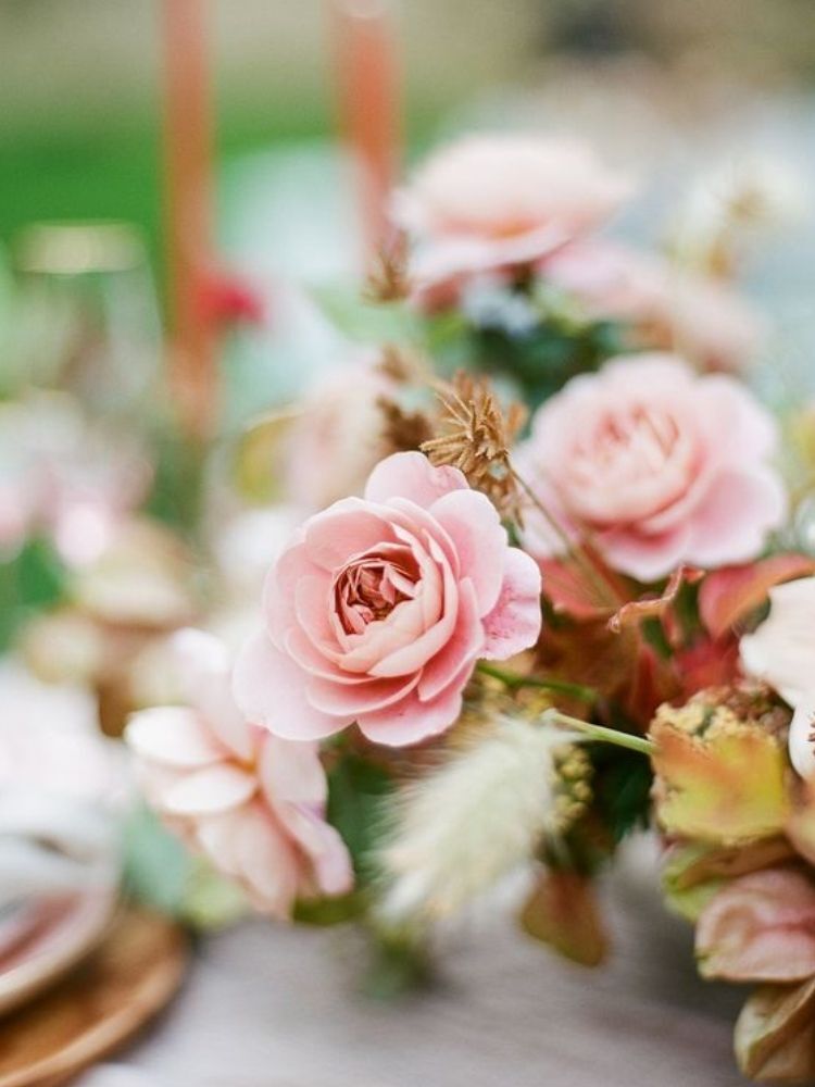beautiful top table decoration roses many colour choices wedding flowers 