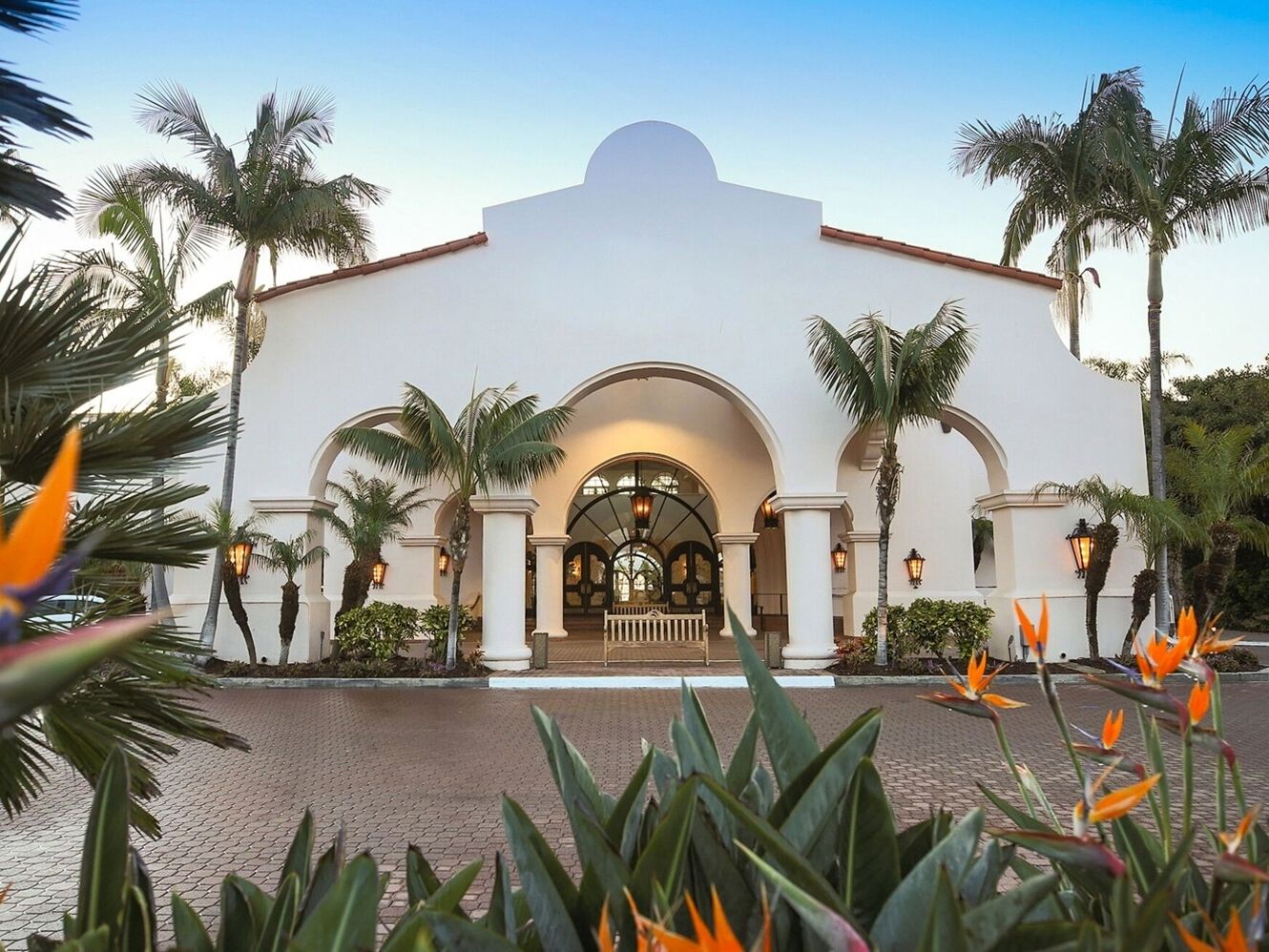 Picture of Hilton Santa Barbara Beachfront Resort