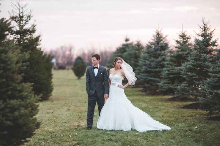 Like many brides, Elizabeth was overjoyed to begin the search for her wedding dress, and when she tried on the strapless fit-and-flare dress with a cathedral veil, she was speechless! "I was in heaven," she says.