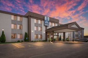 Picture of Best Western Waukesha Grand