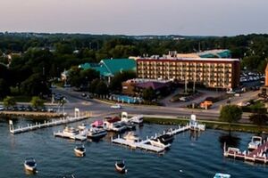 Picture of Harbor Shores on Lake Geneva