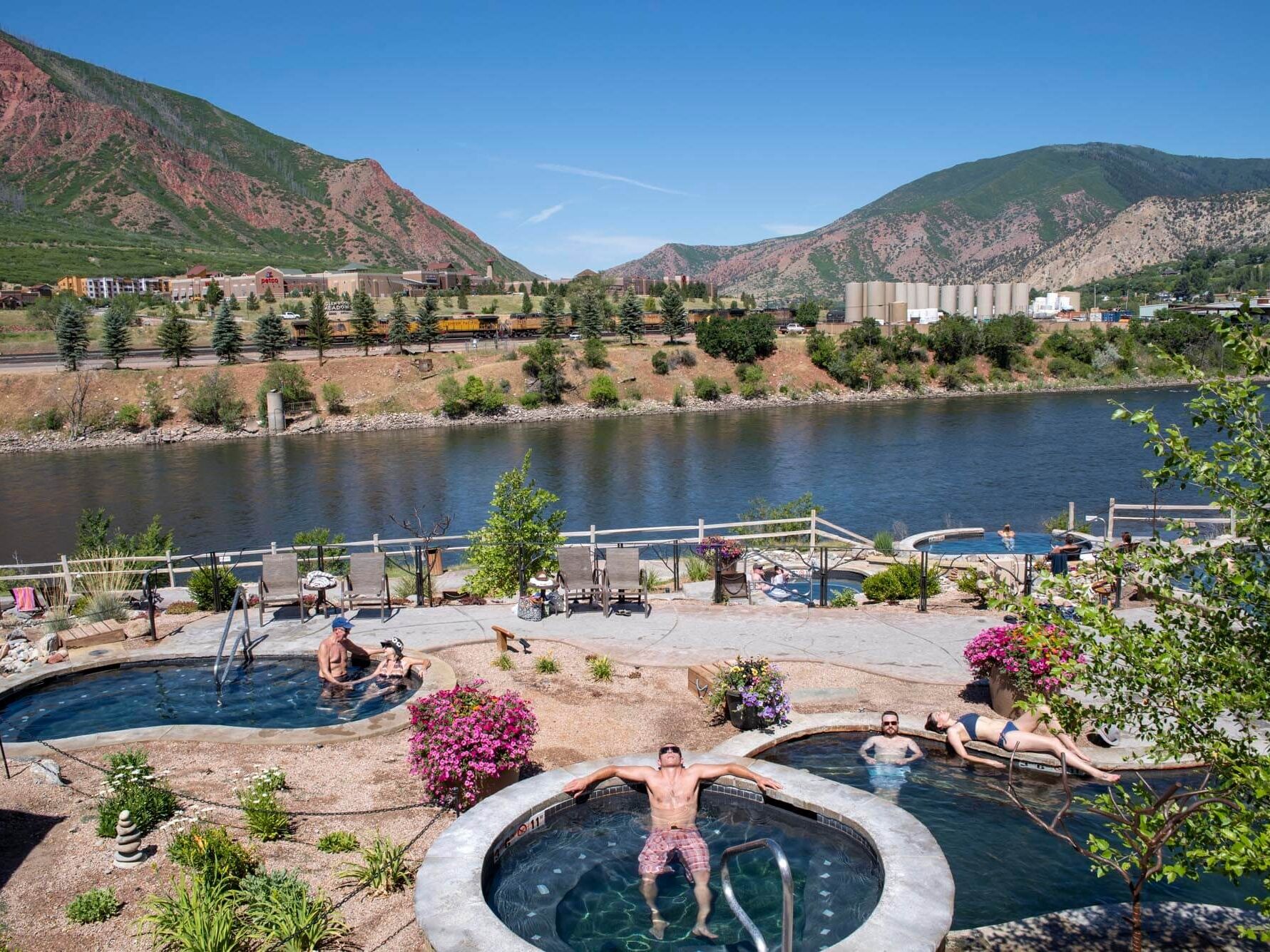 Picture of Iron Mountain Hot Springs