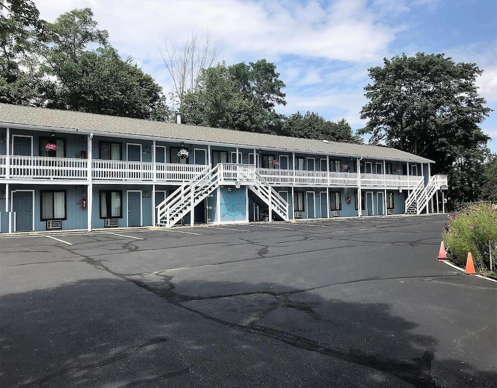Picture of The Atlantic Motel