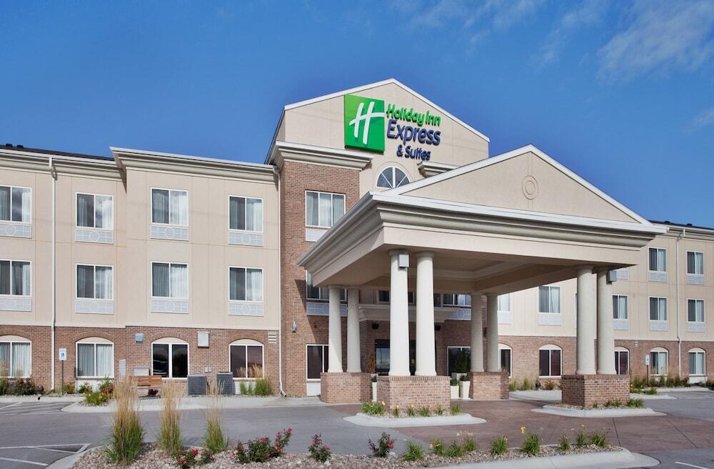 Picture of Holiday Inn Express & Suites Cherry by IHG