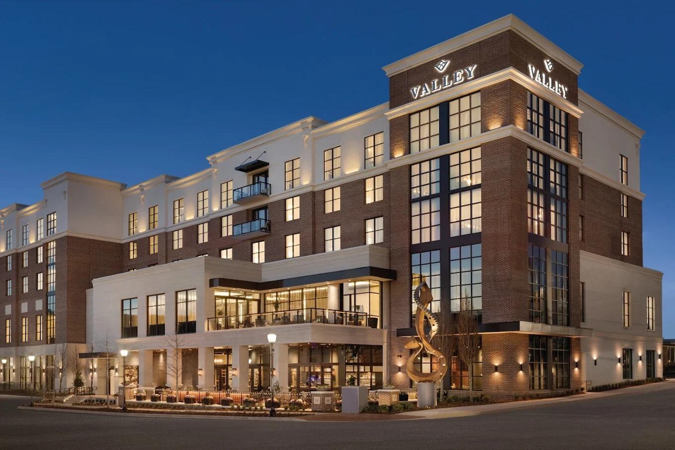 Picture of The Valley Hotel Homewood
