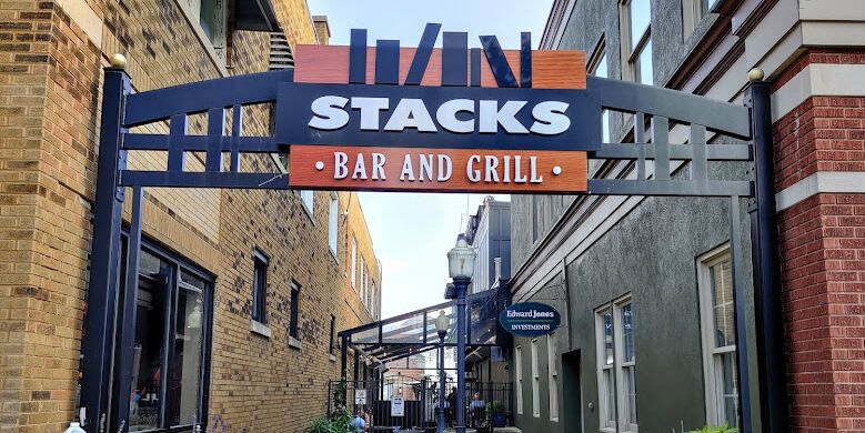 Picture of Stacks Bar And Grill