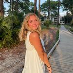 Lindsey Sanders
