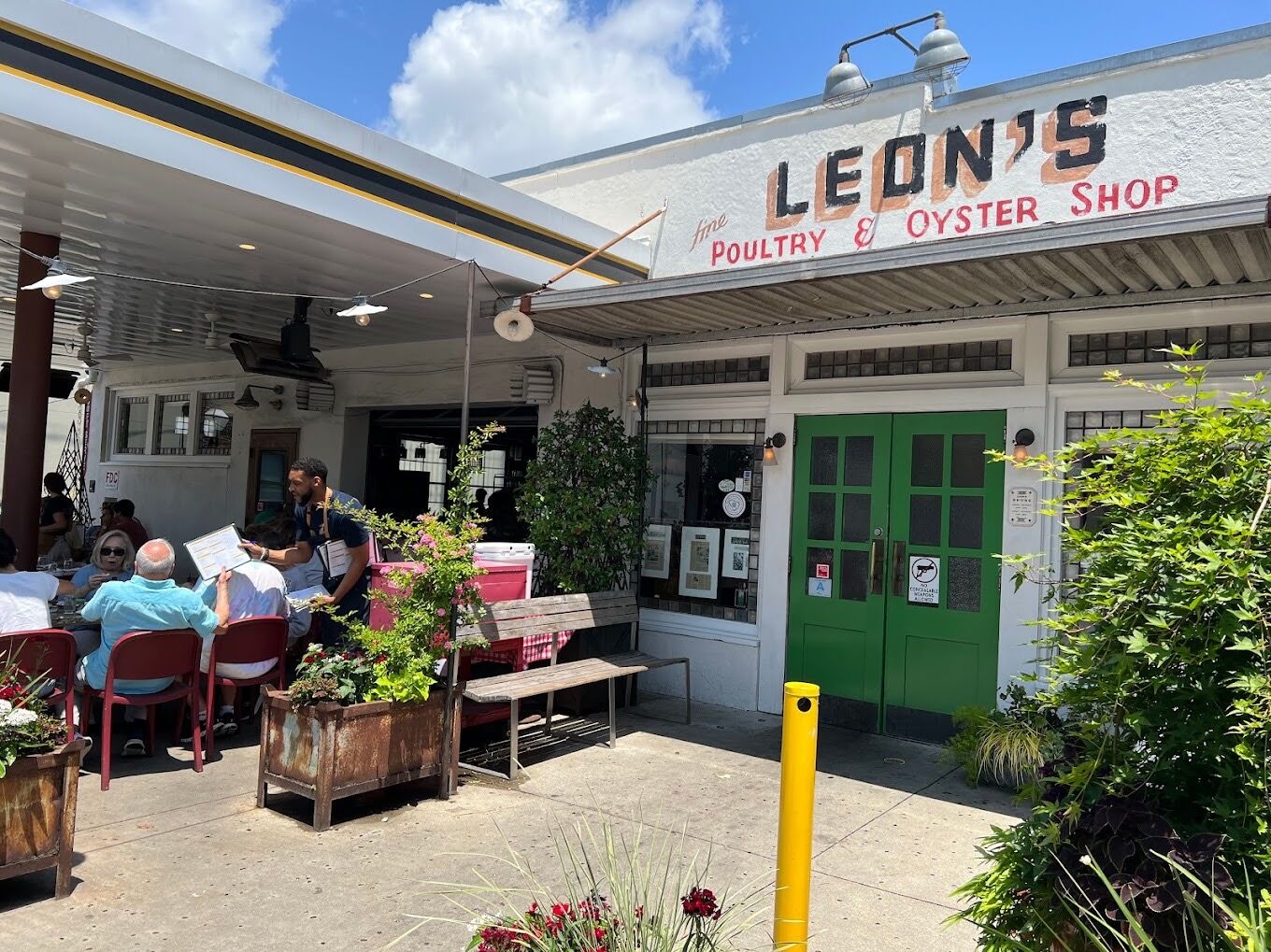Picture of Leon's