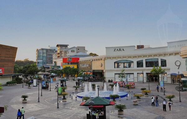 Picture of La Gran Via Mall