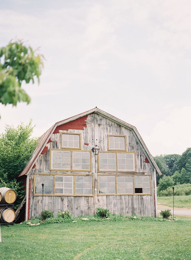 Samantha and Tyler's Relaxed Wedding at Banner Elk Winery
