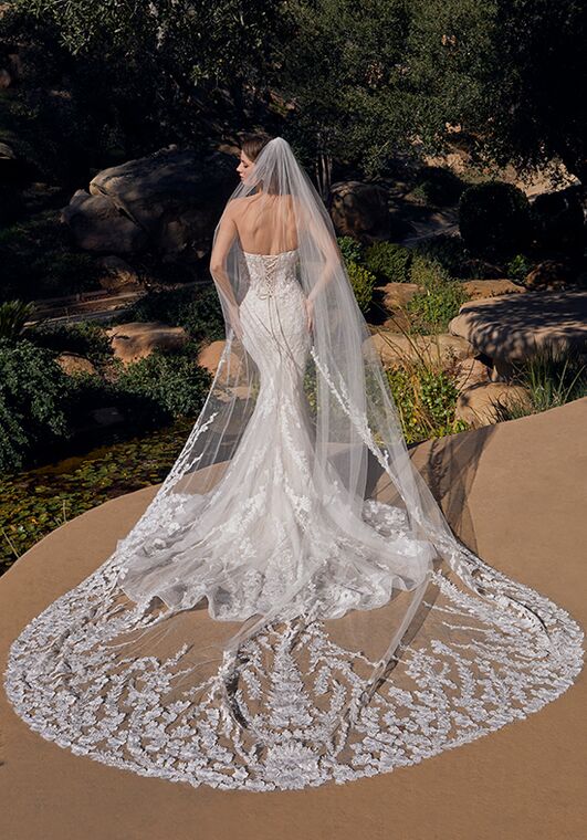 Casablanca Bridal 2520 Hattie Fit-and-Flare Wedding Dress - 4