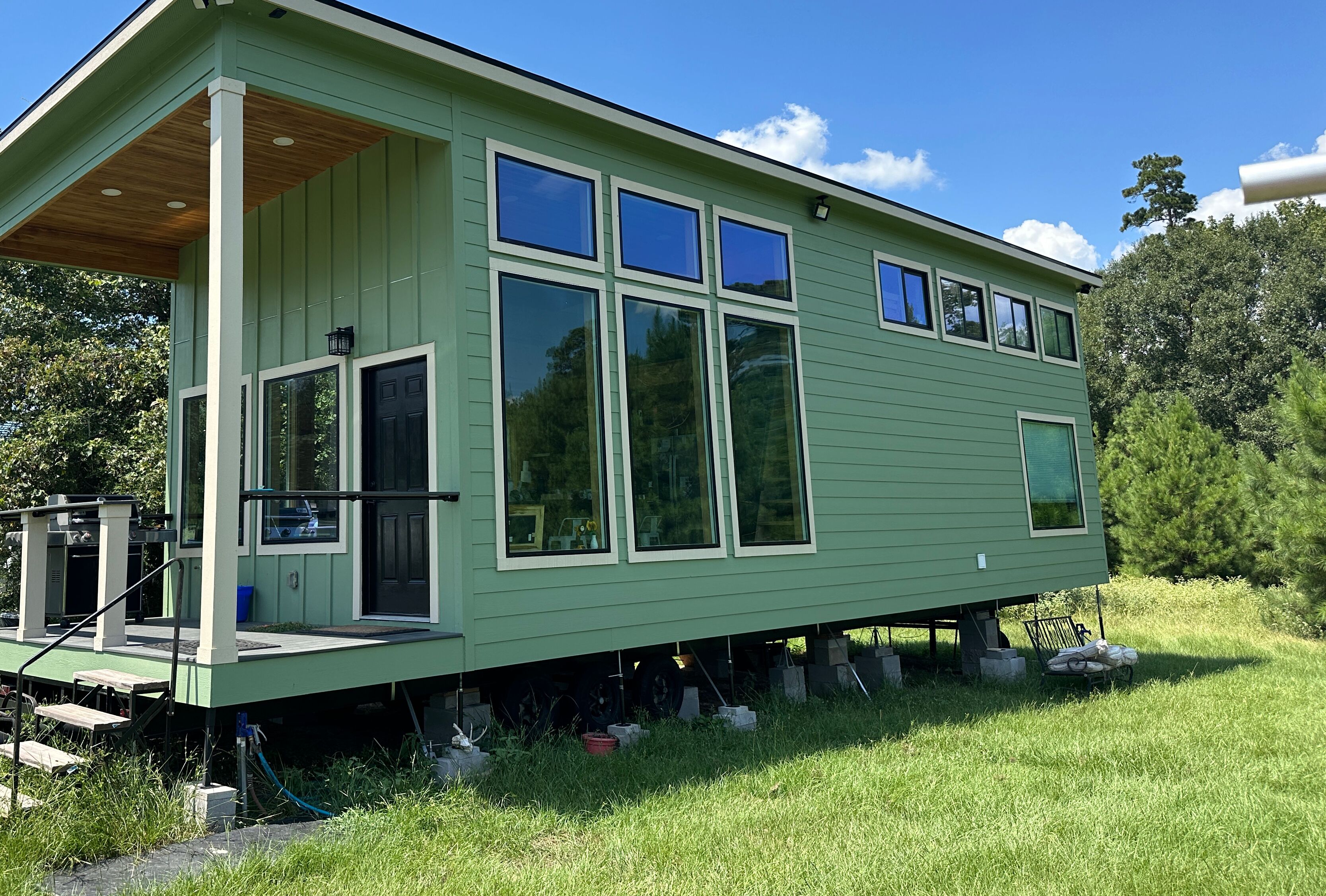 Picture of Texas Size Tiny House Complete