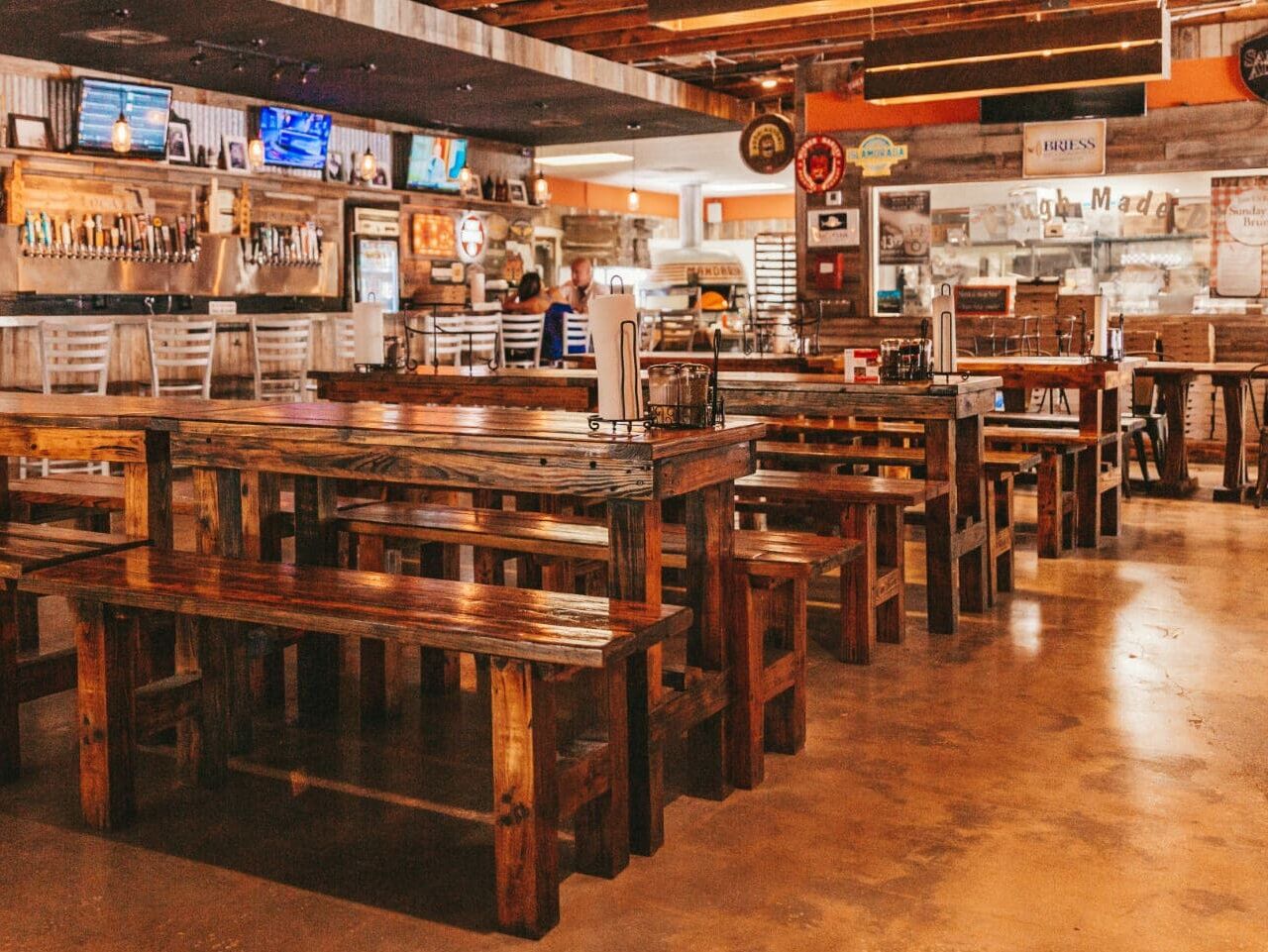 Picture of V Pizza & Flask&Cannon - Jax Beach