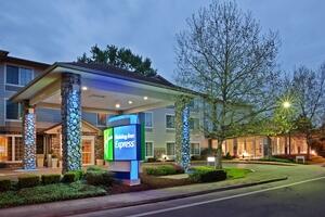 Picture of Holiday Inn Express Corvallis-On the River