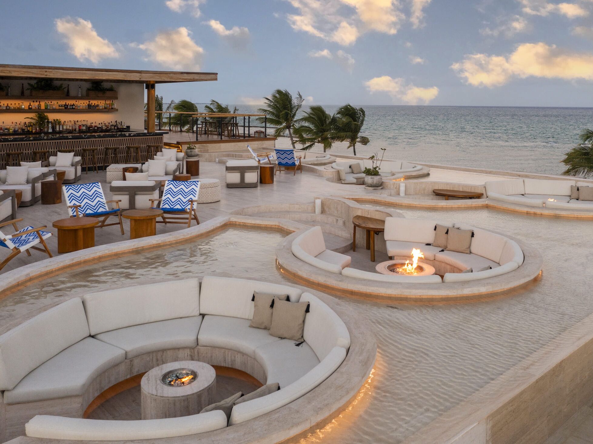 Picture of Dining and Bars