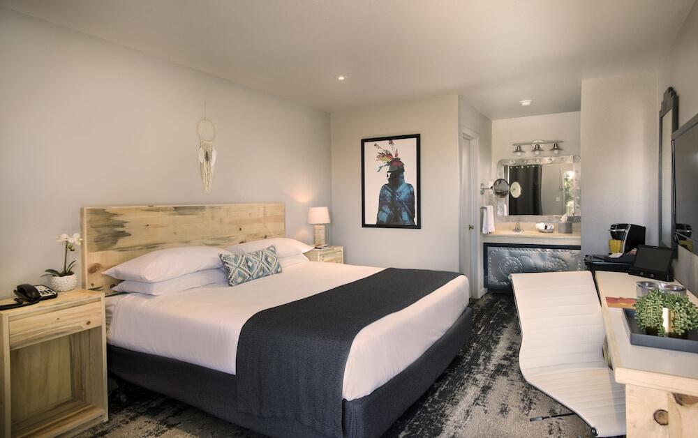 Picture of The Sage Hotel