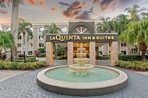 Picture of La Quinta Inn & Suites by Wyndham Coral Springs South