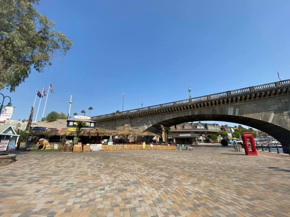Picture of Burgers by the Bridge