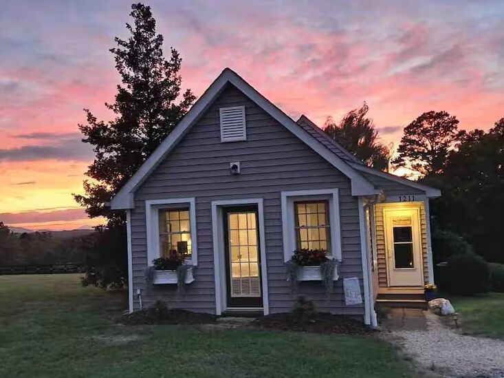 Picture of The Cottage at Roaring Run Farm (AirBnB)