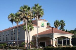 Picture of Holiday Inn Express Clermont an IHG Hotel