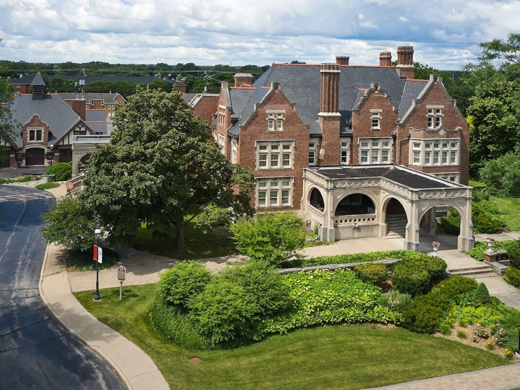 Picture of Oshkosh Public Museum