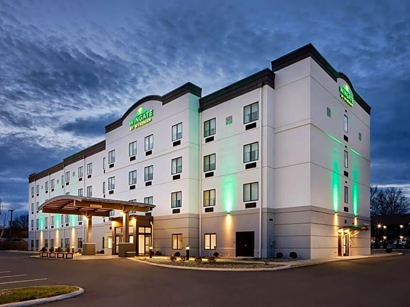 Picture of Wingate by Wyndham Hurricane WV