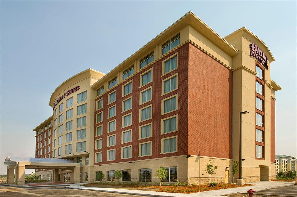 Picture of Drury Inn & Suites Brentwood - St. Louis